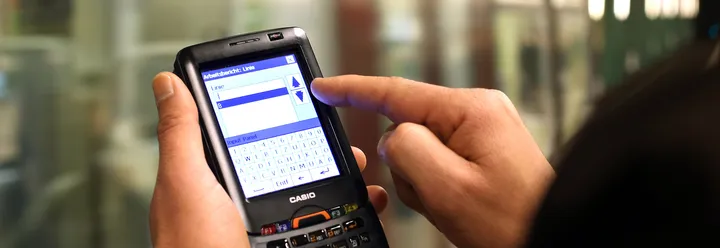 Mobiles Kontrollgerät für den öffentlichen Personennah- und Fernverkehr